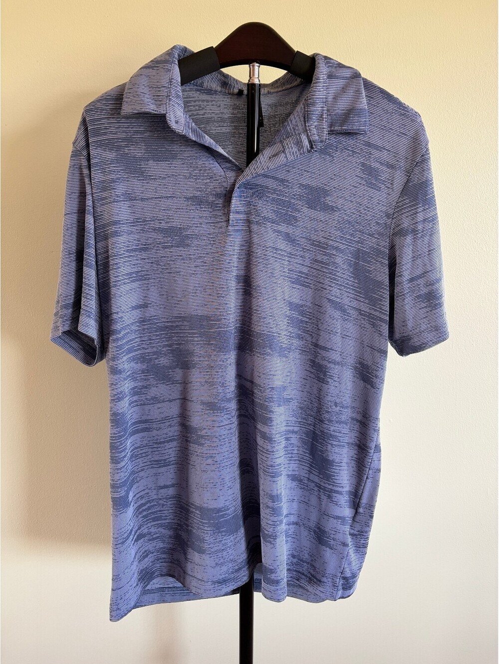 Adidas Golf Polo Shirt Men’s Medium Blue White Striped Short Sleeve Performance